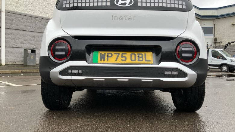 Hyundai INSTER 85kW 02 49kWh 5dr Auto Electric Hatchback